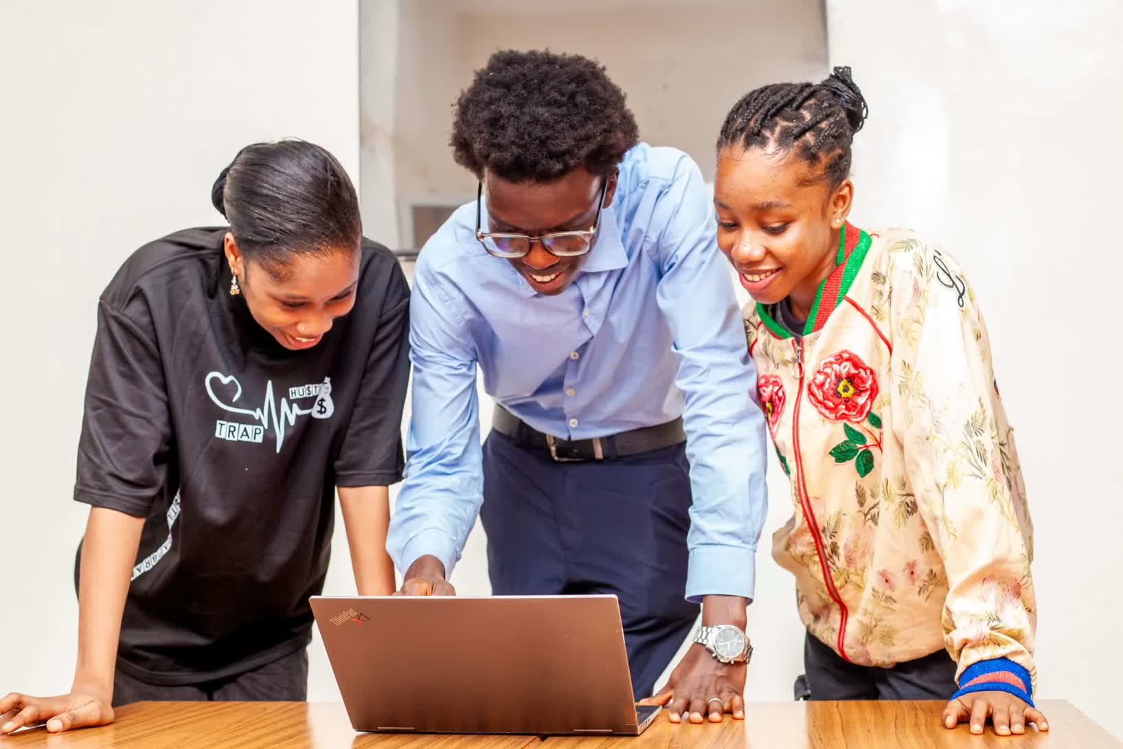CodNesta participants collaborating on engineering projects
